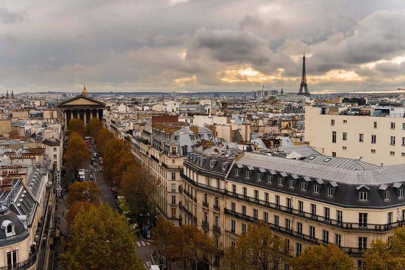 holiday in december - paris