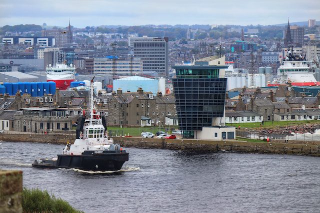 holiday in december - aberdeen