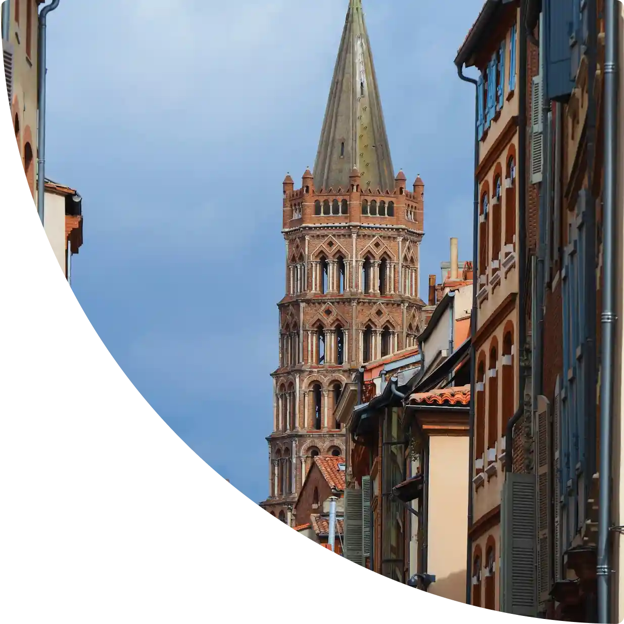 A lively city in southwestern France, Toulouse is known for its warm terracotta architecture, earning it the nickname ‘La Ville Rose.’ Stroll through historic streets, visit the stunning Basilica of Saint-Sernin, and enjoy the vibrant culture along the Garonne River.