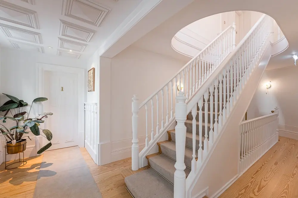 stairs in a corporate let/rental