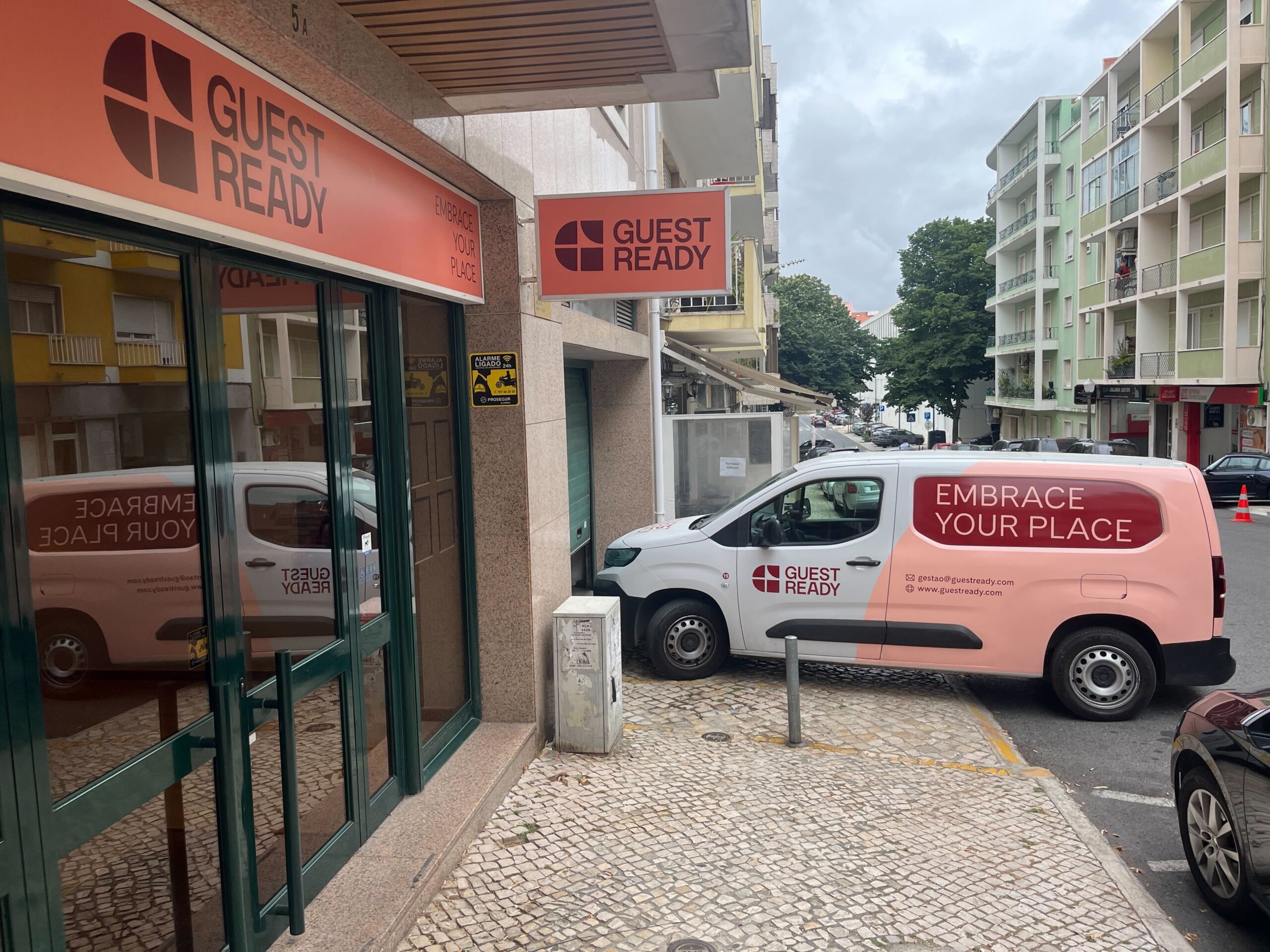 Escritório da GuestReady em Lisboa - #1 das melhores empresas de gestão de alojamento local em Lisboa