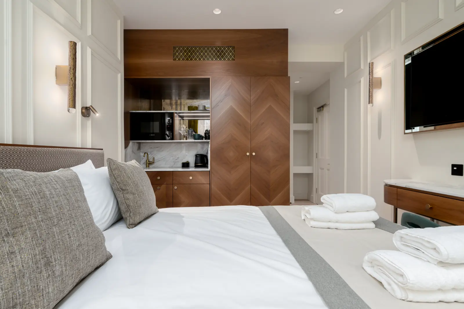 Fitzroy serviced apartment